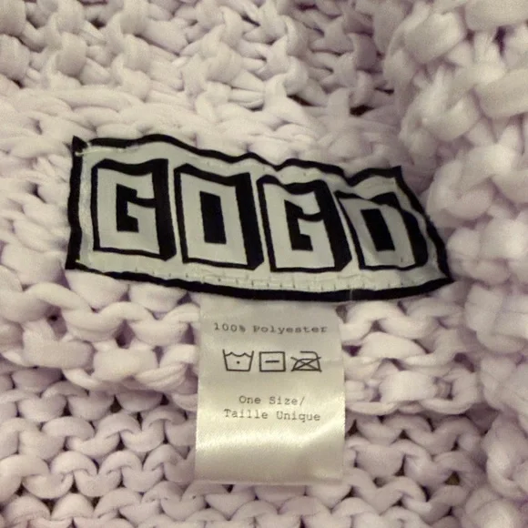 Gogo White Knit Cardigan with Pink Heart - Picture 2 of 2